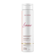 L’Amour Strawberry Nourishing Shampoo